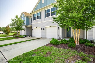 Building Photo - 10377 Benson Lake Dr