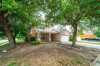 Building Photo - 2312 Geneva Ln