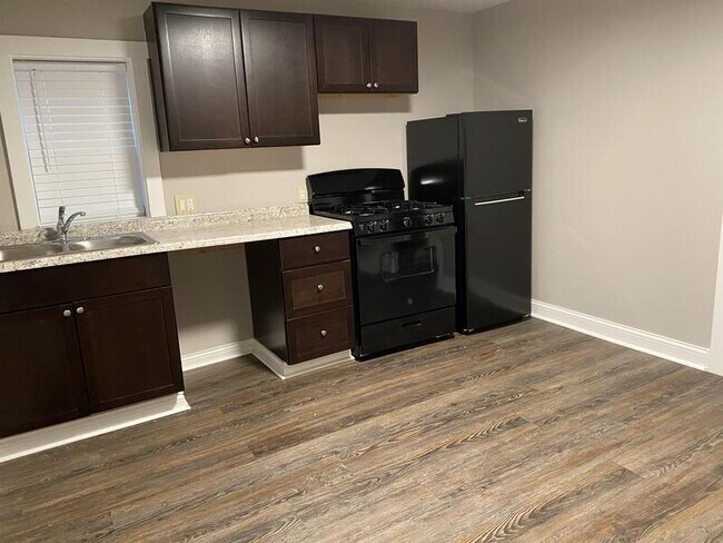 Foto del edificio - 736 N Market St