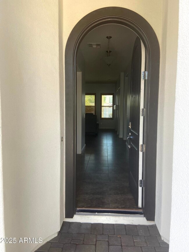 Building Photo - 20827 W Eastview Way