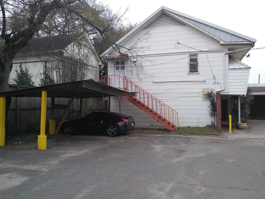 2317 St, Houston, TX 77005 Apartments in Houston, TX