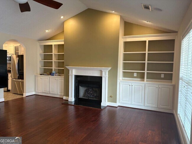 Foto del edificio - 616 Embassy Walk