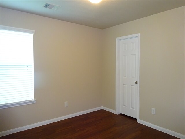 Building Photo - 6034 Brenwood Trails Ln