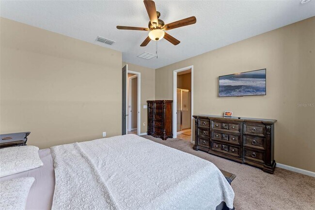 Building Photo - 533 Buchannan Dr