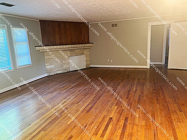 Building Photo - **Coming Soon!**