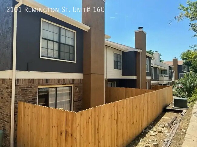 Foto del edificio - 2101 Remington St