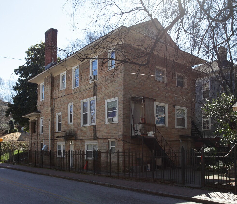 Foto del edificio - 908 Piedmont Ave NE