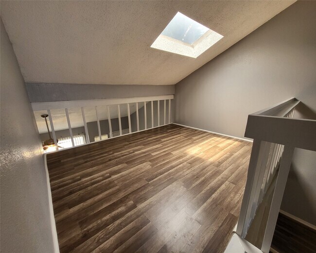 Building Photo - 12510 Newbrook Dr