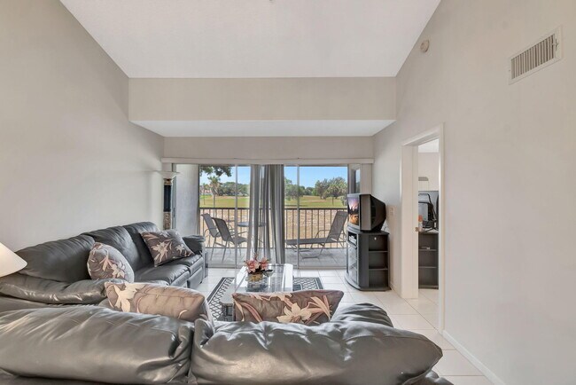 Foto del edificio - 280 NW 67th St