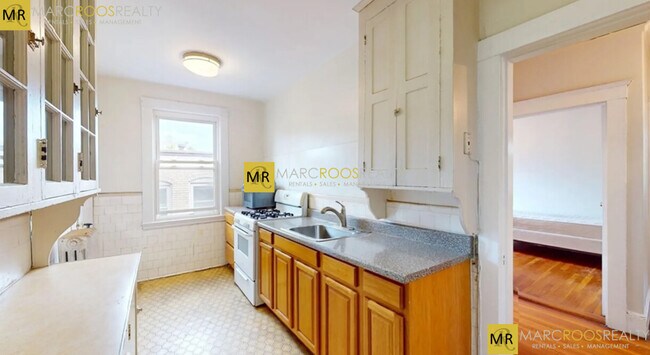 Building Photo - 133 Chiswick Rd