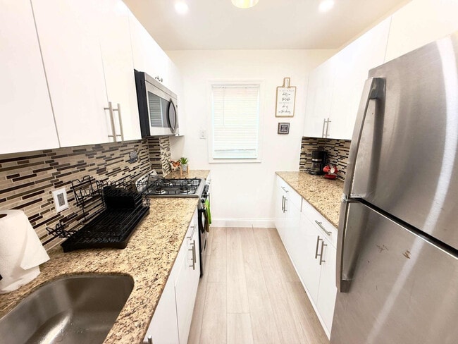 Foto del edificio - 324 Van Buren St