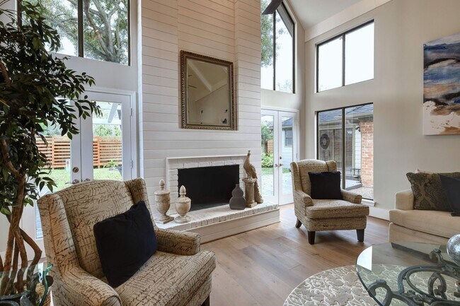 Foto del edificio - 1706 Cedar Creek Ct