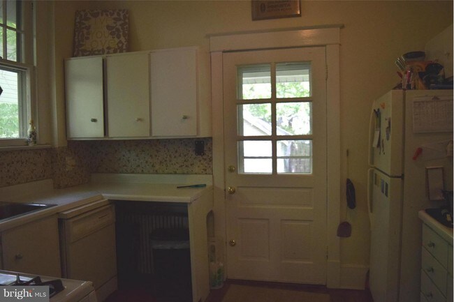 Foto del edificio - 517 N Kenmore St