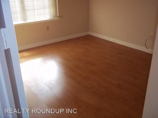 Building Photo - 4263 Chinquapin Way