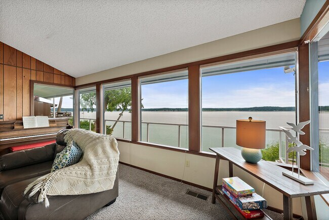 Foto del edificio - 153 Maple Ln NW