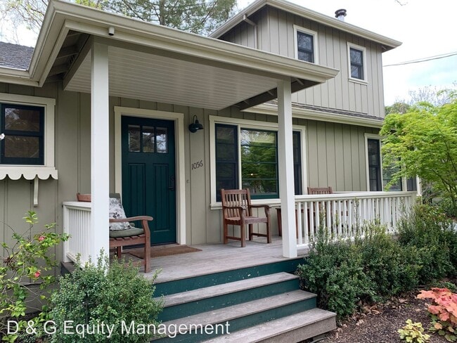 Building Photo - 1056 Wild Rose Dr