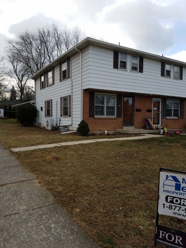 3 br, 1.5 bath House 324 E. CHERRY STREET House Rental in