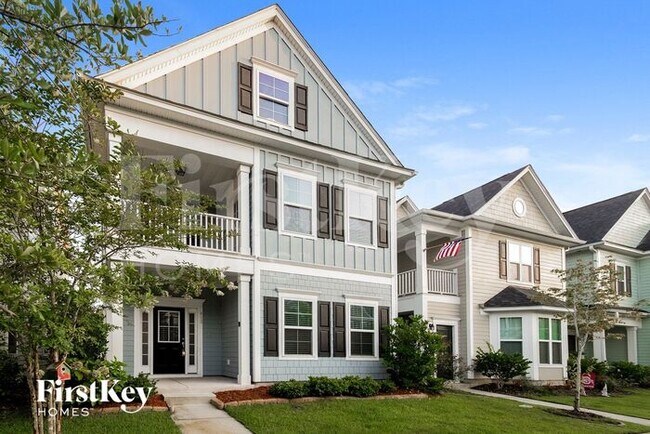Building Photo - 413 Forsythia Ave