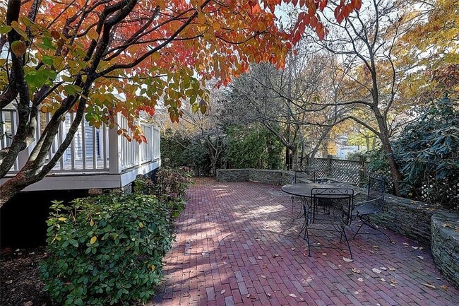 Private Back Patio - 123 Benevolent St