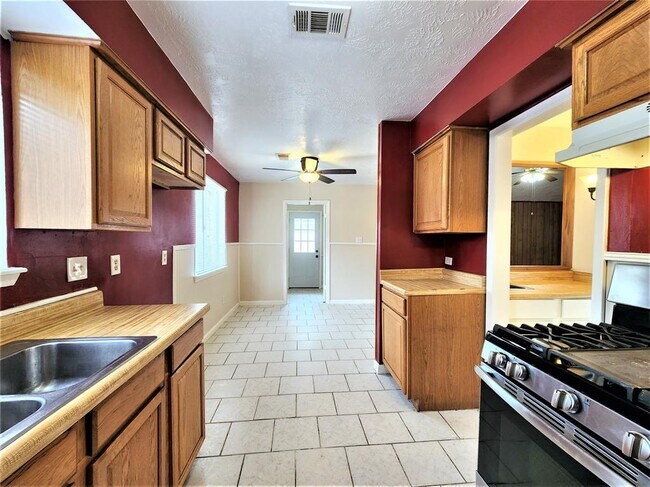 Foto del edificio - 946 Beachcomber Ln