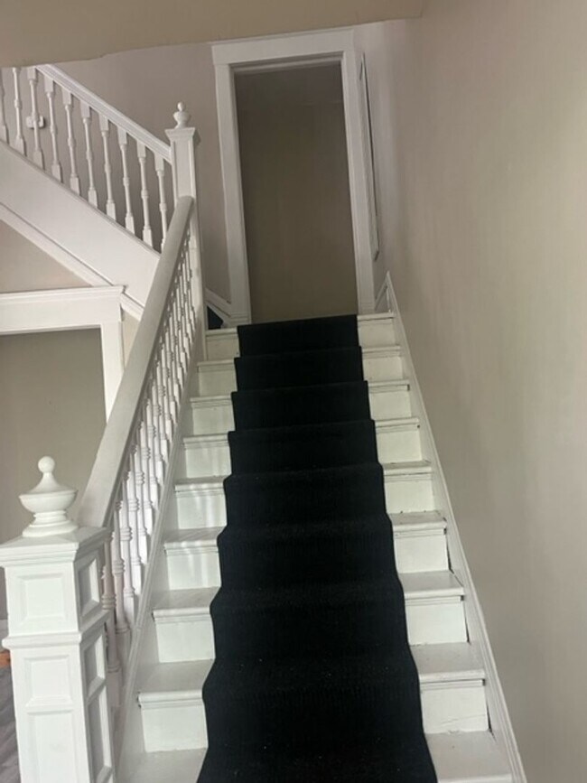 Foto del edificio - 120-122 N 12th Ave E