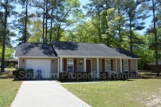 Building Photo - 301 Sinclair St