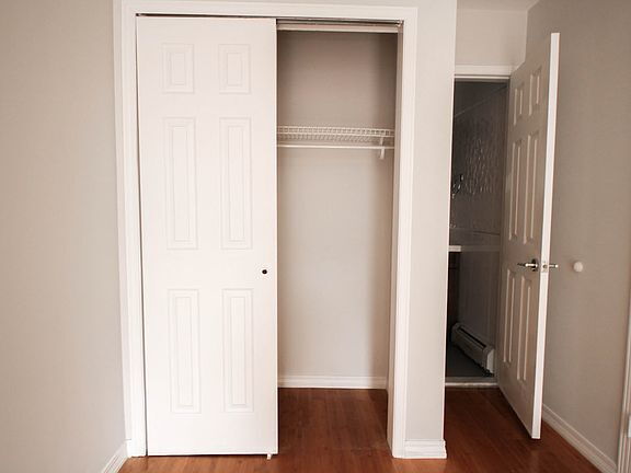 Photo - "Spacious 3-Bedroom Gem with 2 Full Baths ... Apartment