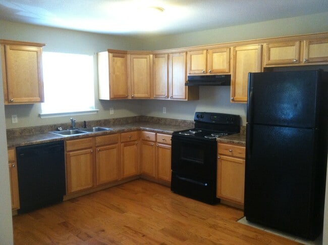 Photo - 506-508 Sequoia Drive House