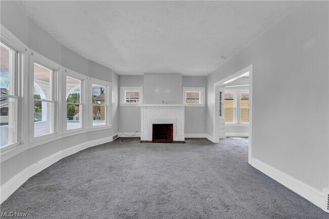 Building Photo - 3394 E 146th St