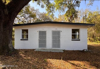Building Photo - 1656 Winthrop St