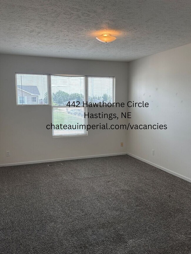 Foto del edificio - 434-446 Hawthorne Circle