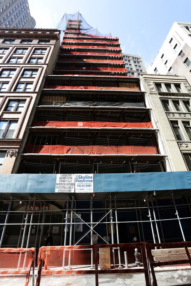 Building Photo - 24-26 John St