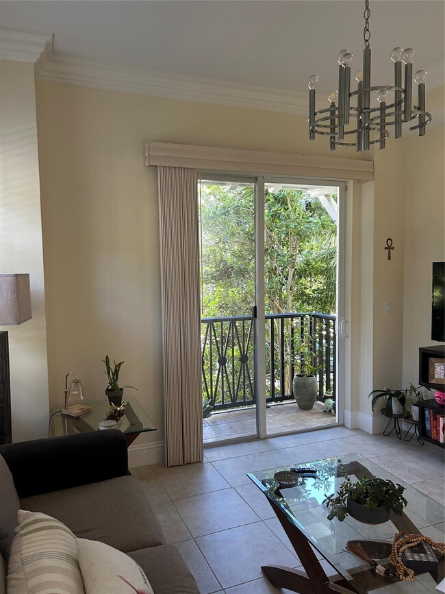 Building Photo - 226 N Latitude Cir