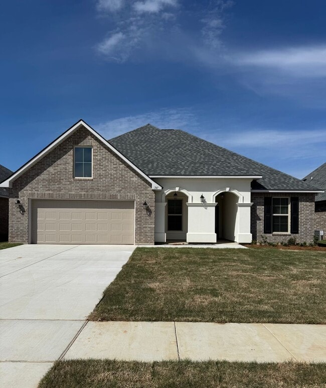 Building Photo - 747 Crewe Ln