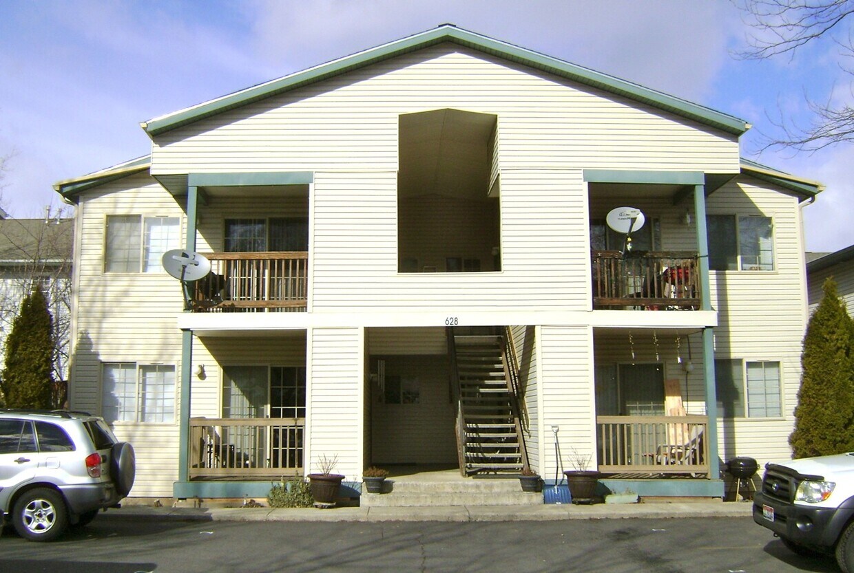 Primary Photo - 628 Deer Meadow Ct