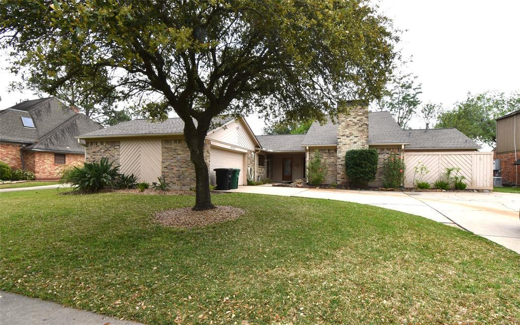 Foto principal - 15155 Diana Ln