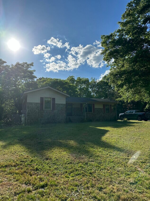 Primary Photo - 972 Greer Rd