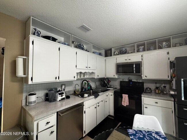 Building Photo - 3410 Ricky Ct