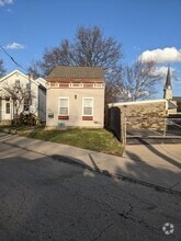 Building Photo - 4514 Lawrence St