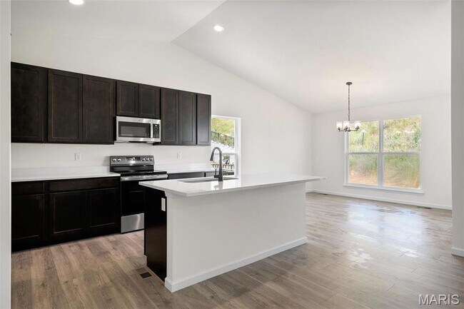 Building Photo - 442 Sweetgrass Dr