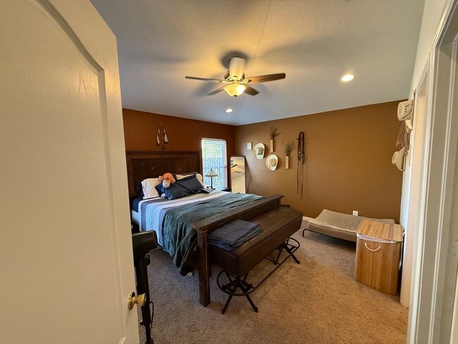 Building Photo - 12245 Deertrack Loop