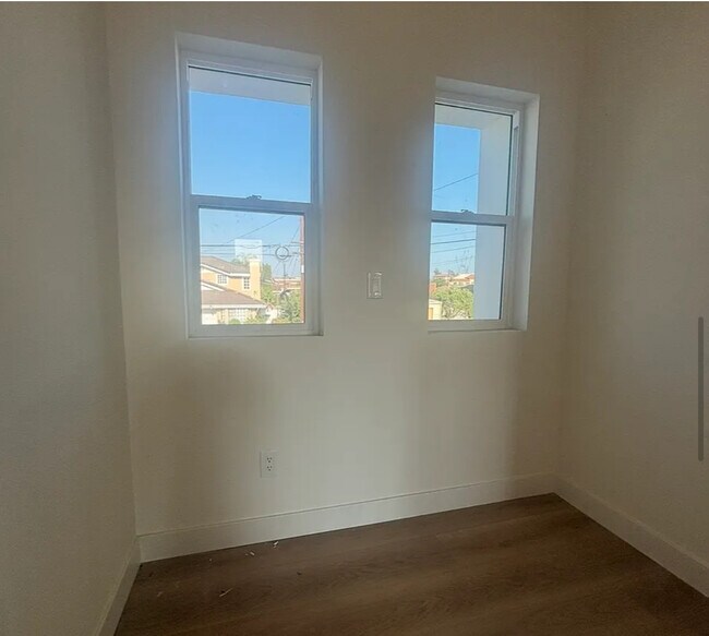 Foto del edificio - 3627 Muscatel Ave