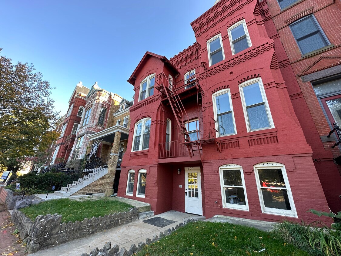 Foto principal - 507 Seward Sq SE