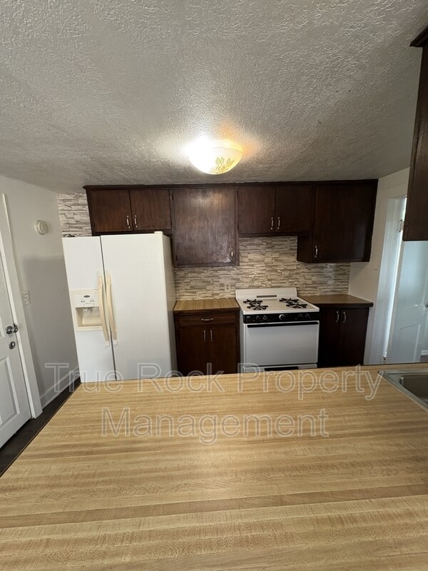 Foto del edificio - 315 S Stonewall Ave