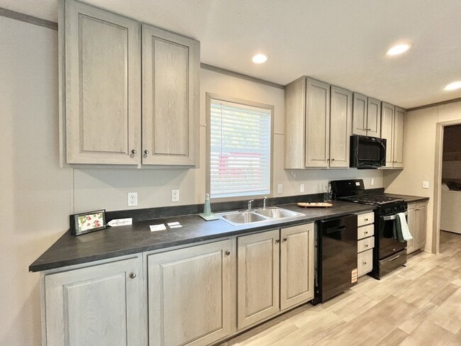 Foto del edificio - 3701 2nd St