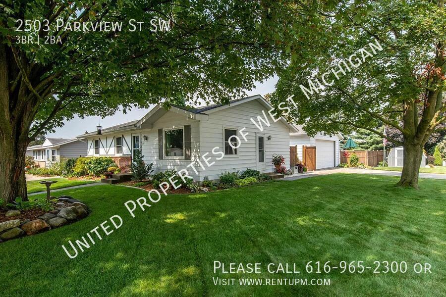 Building Photo - Available Now | 3 bedroom 2 Bath Single Fa...