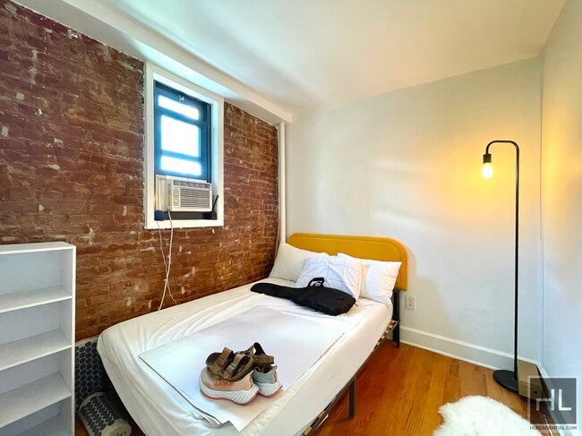 Foto del edificio - EAST 6 STREET
