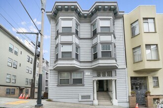 Building Photo - 1040 Clay St