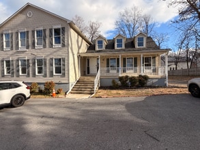 Building Photo - 9216 Crandall Rd