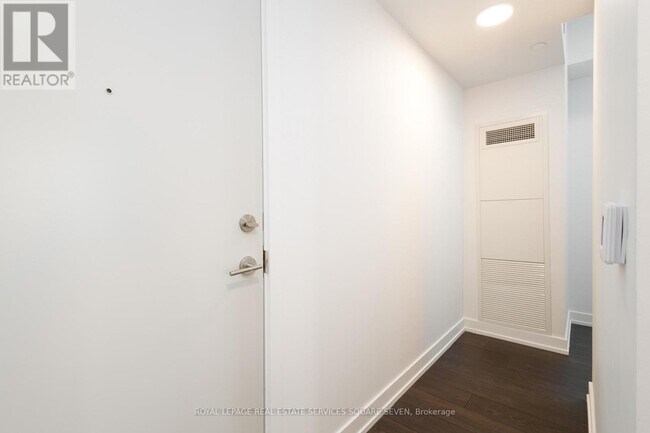 Building Photo - 215-1215 Veterans Drive